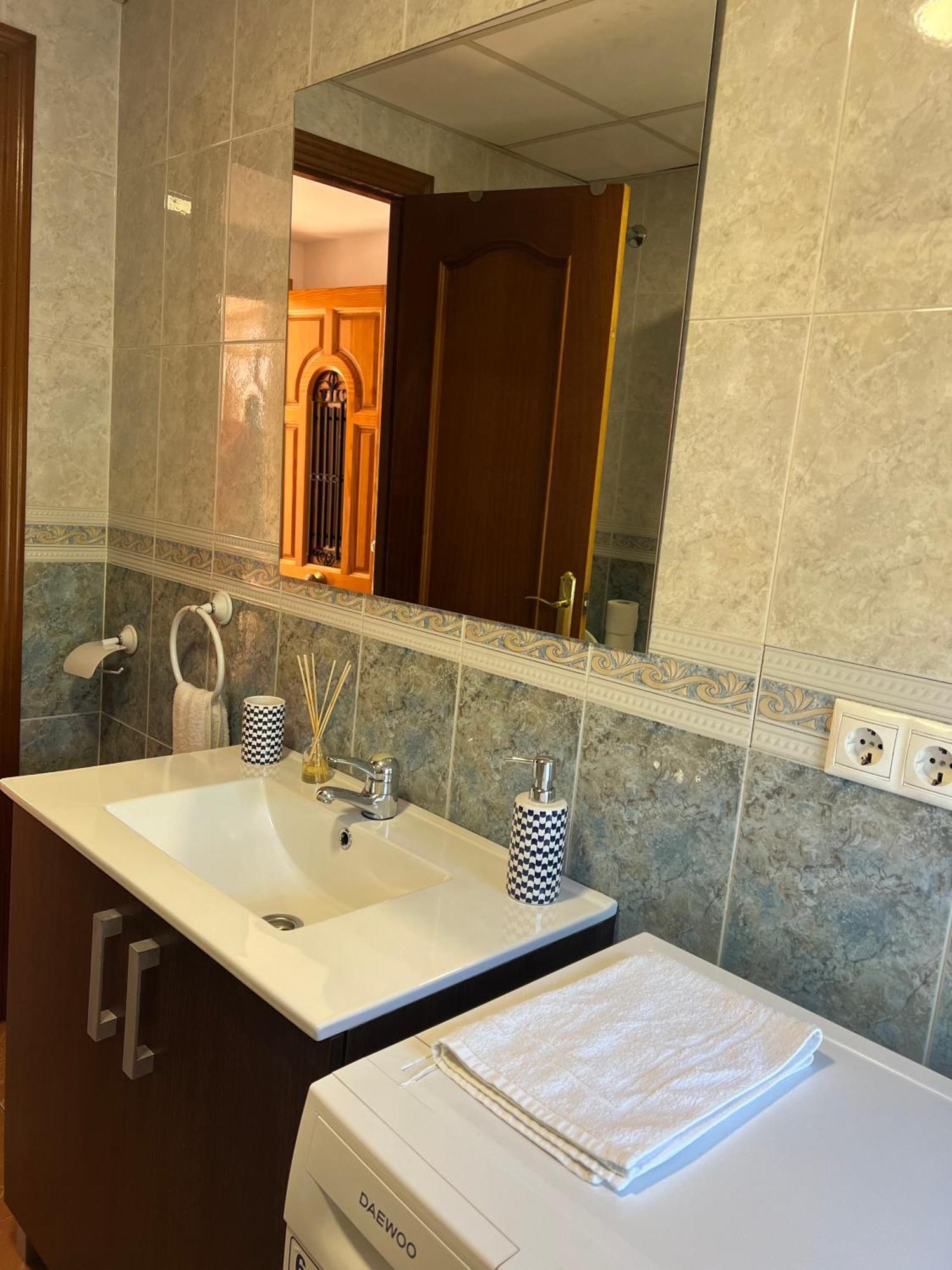 Apartamento La Muralla 2 Кордова Экстерьер фото